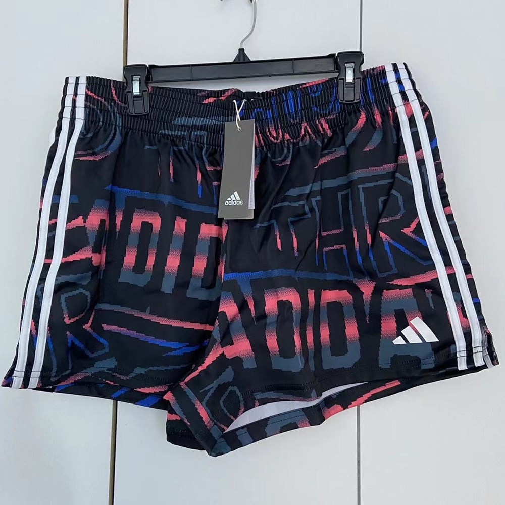Women’s Adidas Sportswear Shorts Size XL